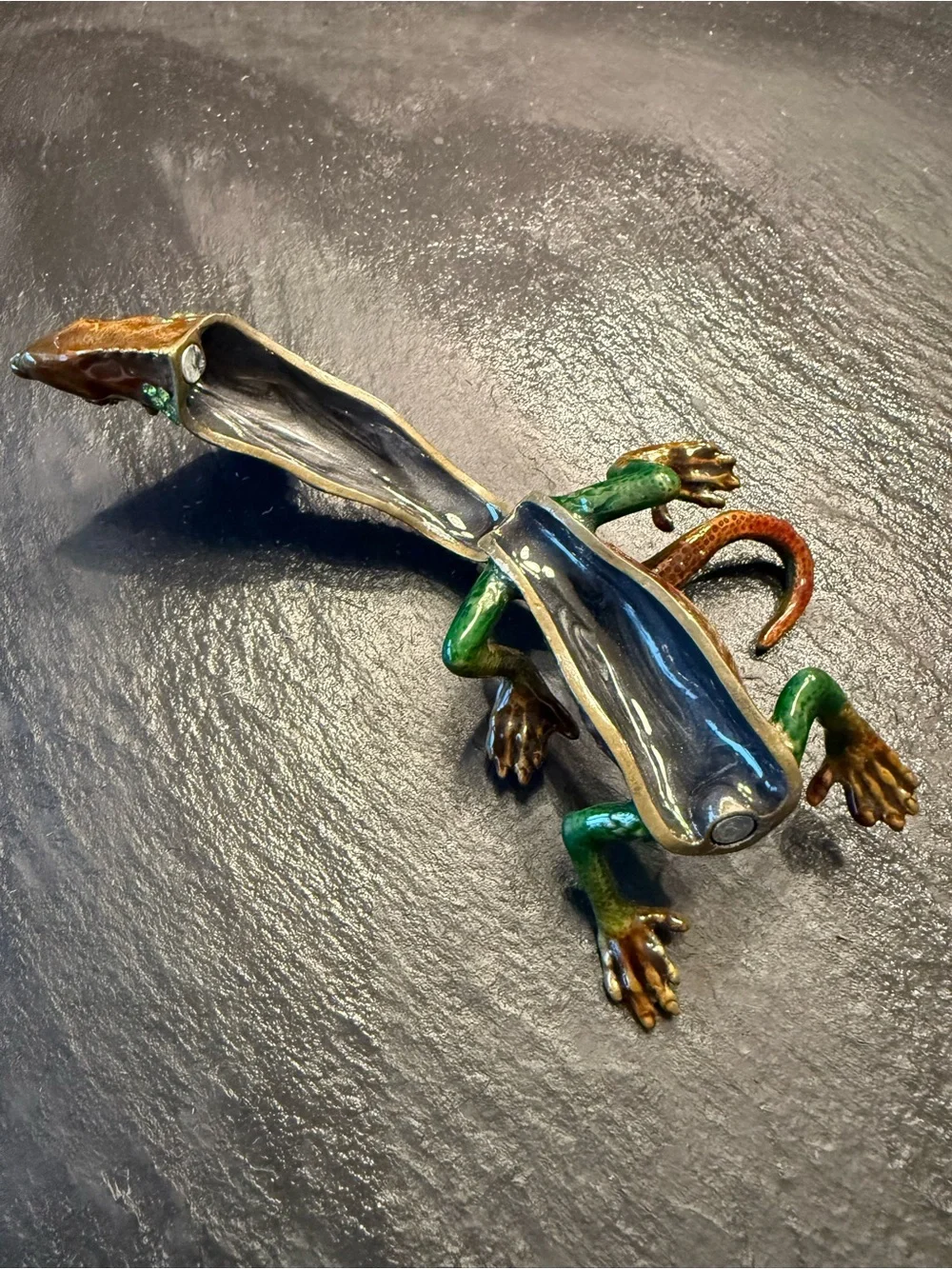 Vntg enamel lizard kimono dragon iguana trinket box crystal jewel magnetic hinge